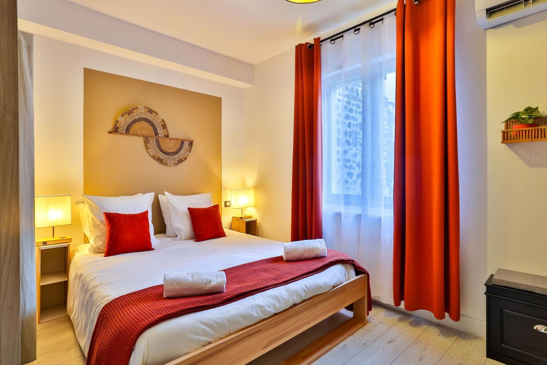 Le Lucien Eco-Appart'Hotel - Angouleme - Centre - Wifi - Parking Prive - Classe 4 Etoiles Exterior photo